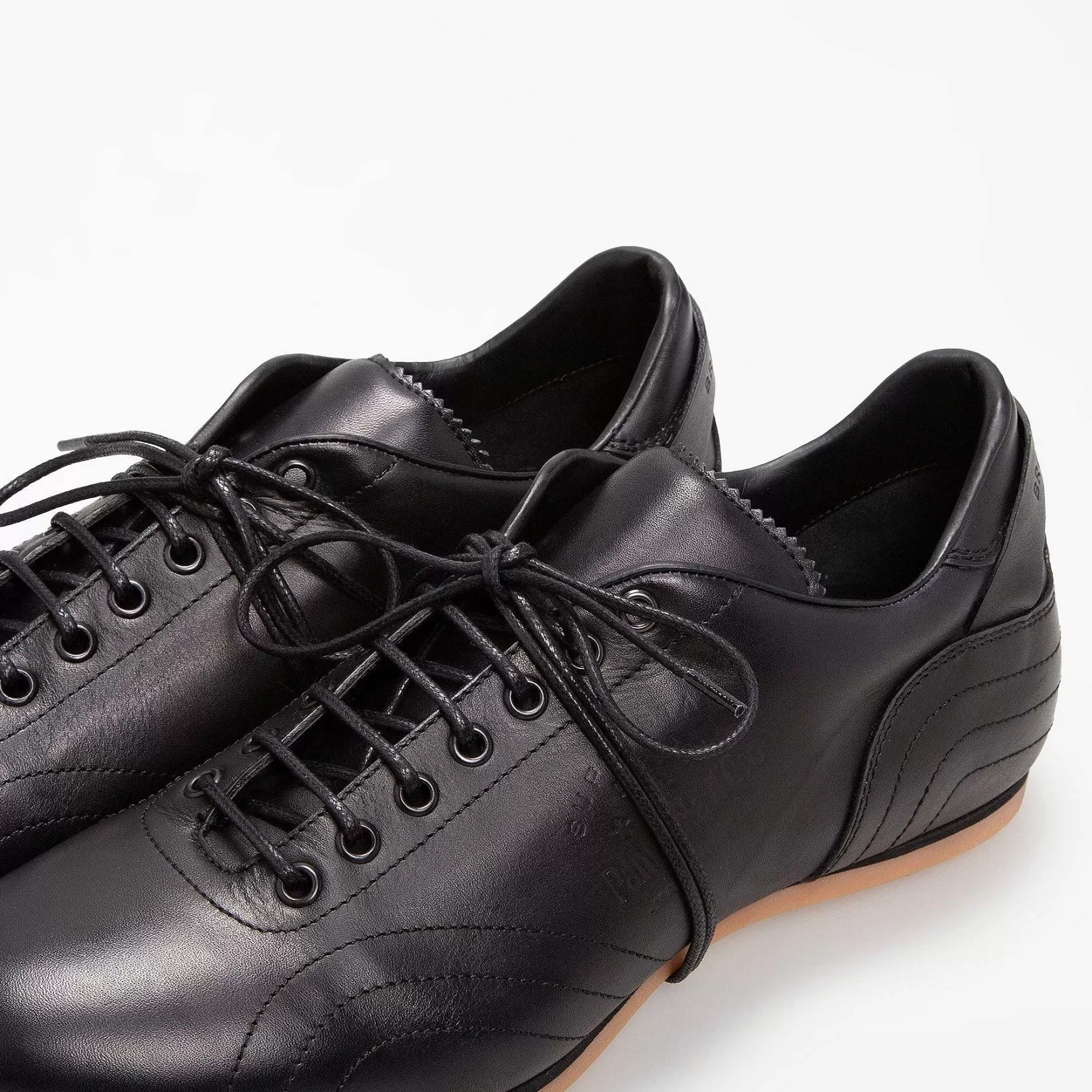 'Oro Scarpe Classiche In Pelle Superleggera Black Men's*Pantofola d New