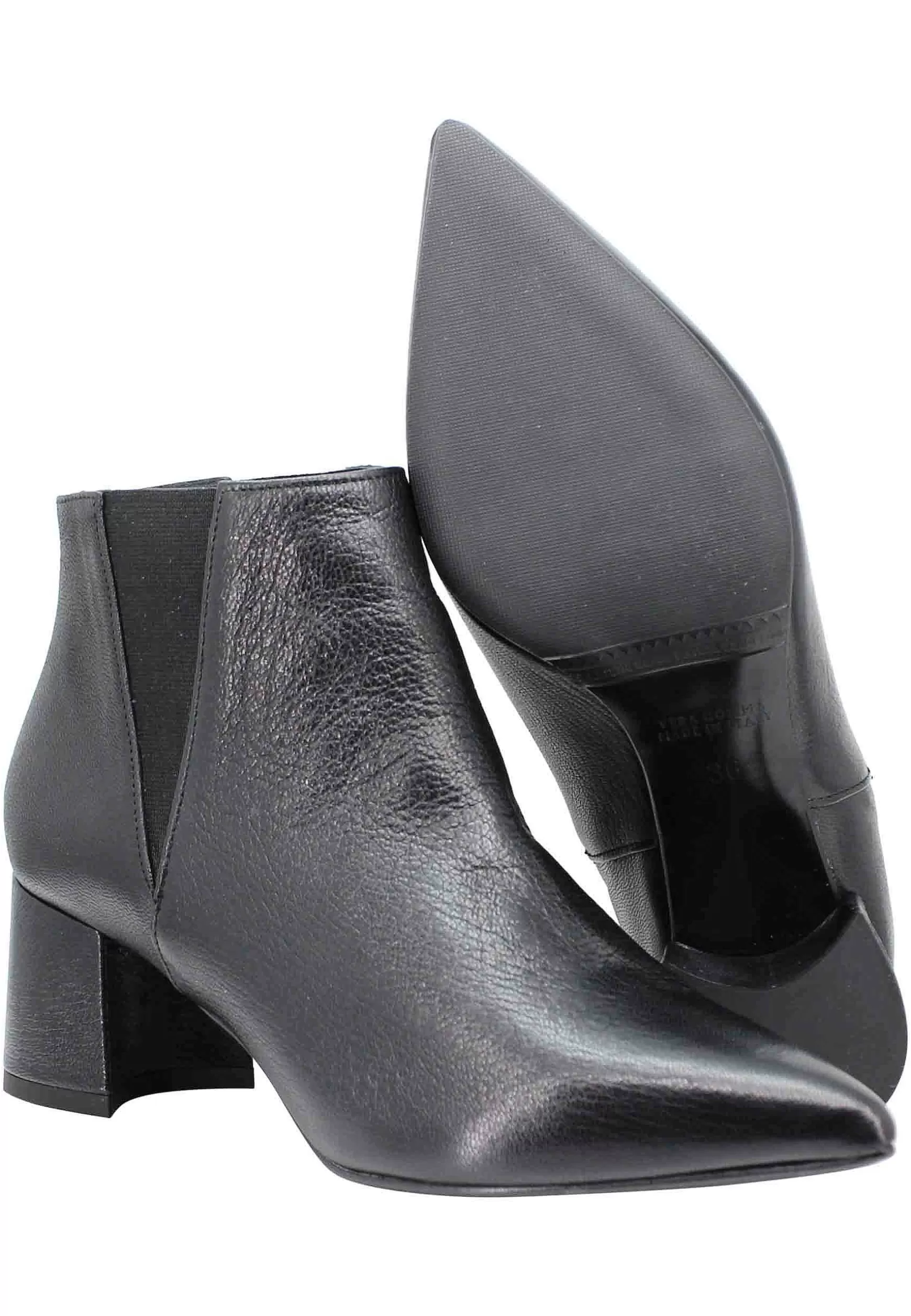 Stivaletti Beatles Donna In Pelle Nera Con Punta A Punta A Tacco Medio** Sale